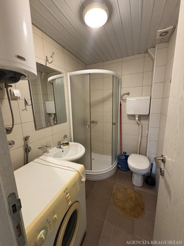 Slika 9 - Jednoiposoban, 43m2, sa terasom