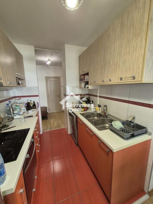 Slika 7 - Trosoban, 82m2, Erdoglija Kragujevac, sa terasom