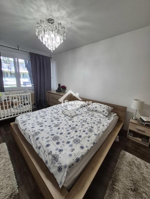 Slika 8 - Trosoban, 82m2, Erdoglija Kragujevac, sa terasom