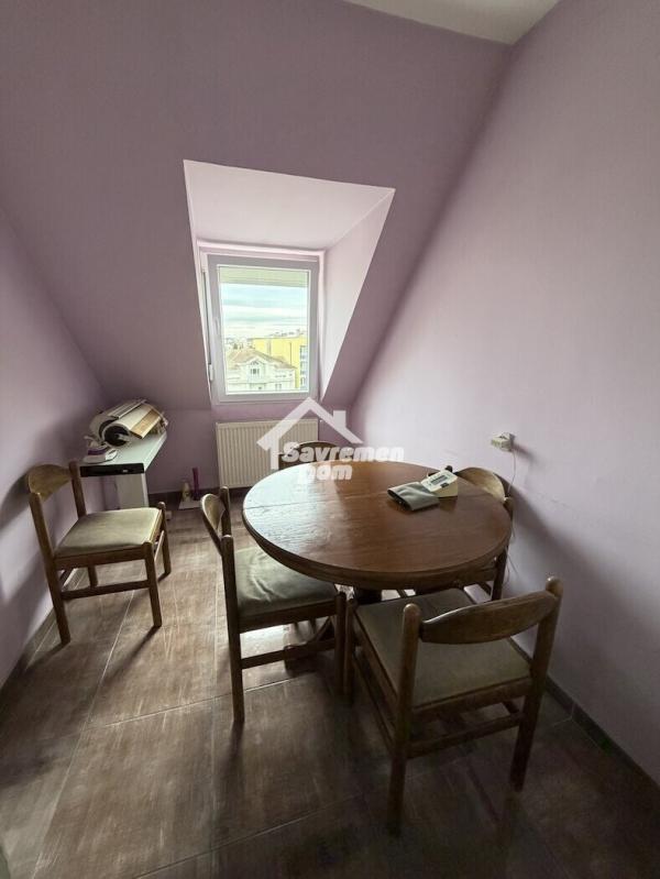 Slika 6 - Trosoban, 54m2, Bubanj Kragujevac, sa terasom