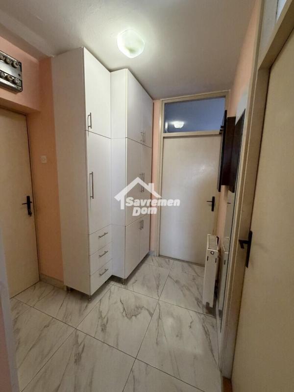 Slika 10 - Trosoban, 54m2, Bubanj Kragujevac, sa terasom