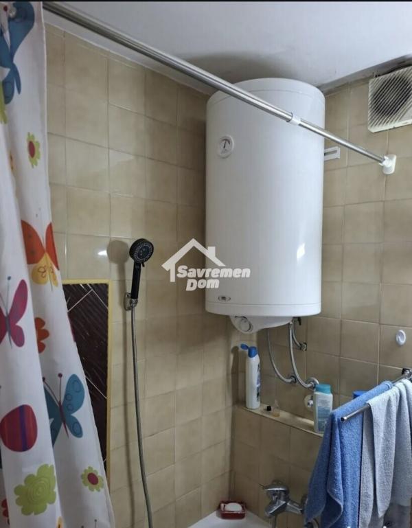 Slika 9 - Jednoiposoban, 44m2, Veliki park Kragujevac, sa terasom, ima lift
