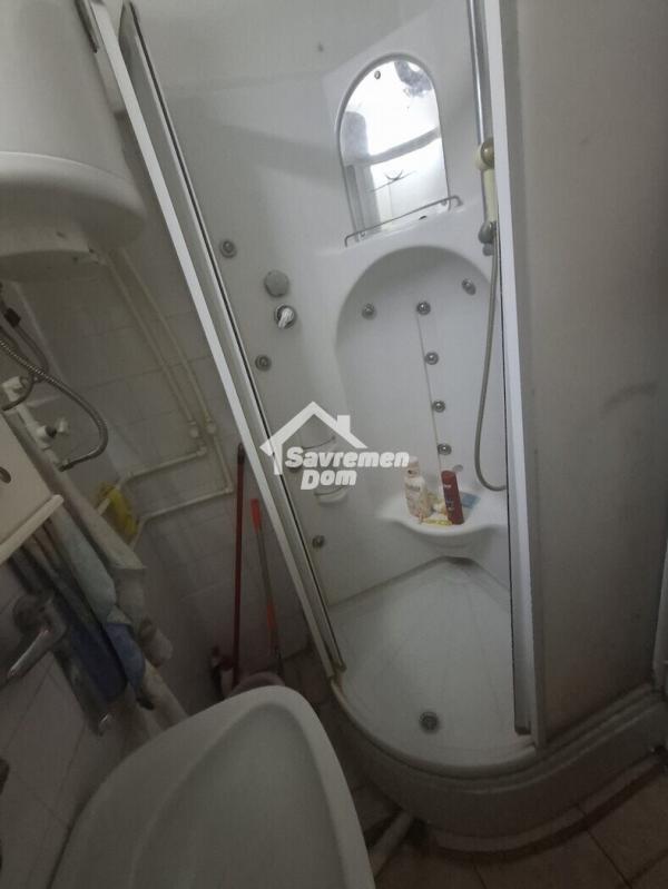 Slika 11 - Trosoban, 74m2, ima lift