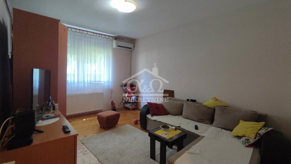 Slika 1 - Dvosoban, 47m2, Bubanj Kragujevac, ima lift