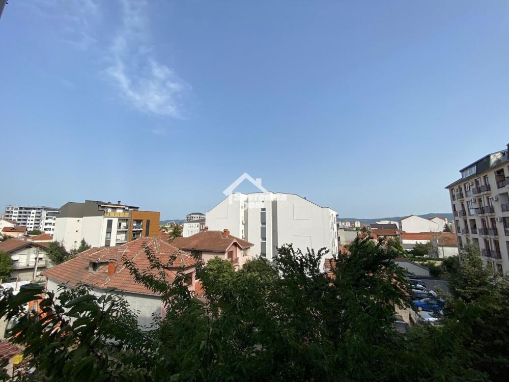Slika 9 - Dvosoban, 45m2, Veliki park Kragujevac, sa terasom