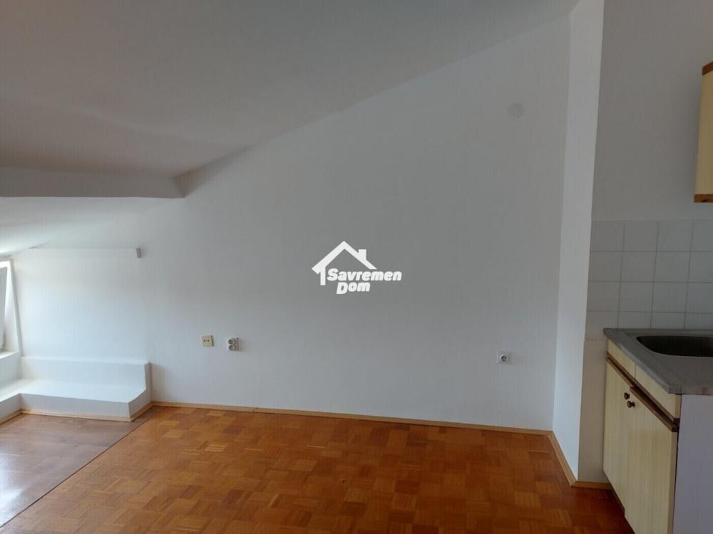 Slika 2 - Prodaja stana, 18m2, Aerodrom Kragujevac