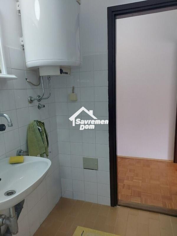 Slika 8 - Prodaja stana, 18m2, Aerodrom Kragujevac