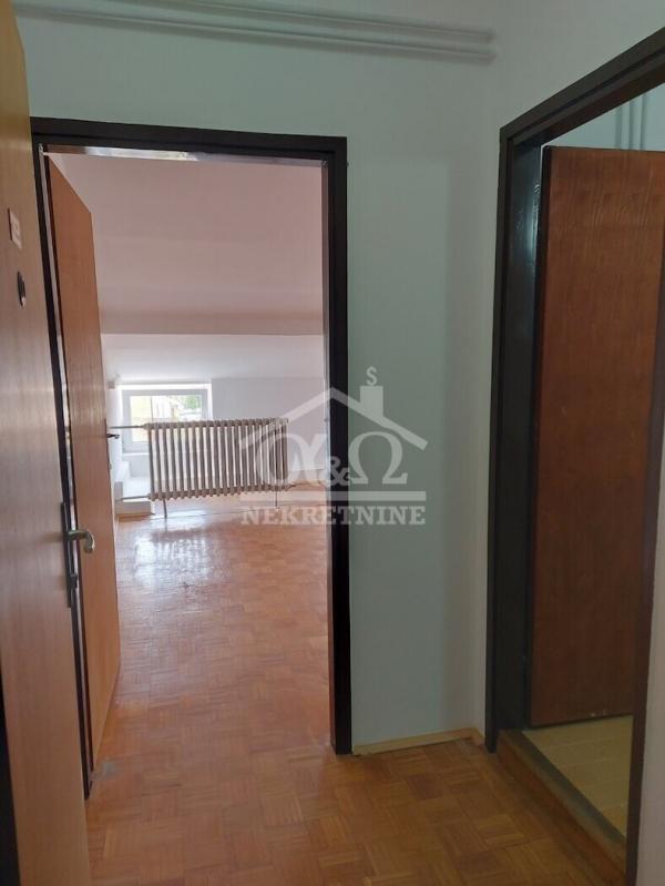 Slika 6 - Prodaja stana, 18m2, Aerodrom Kragujevac