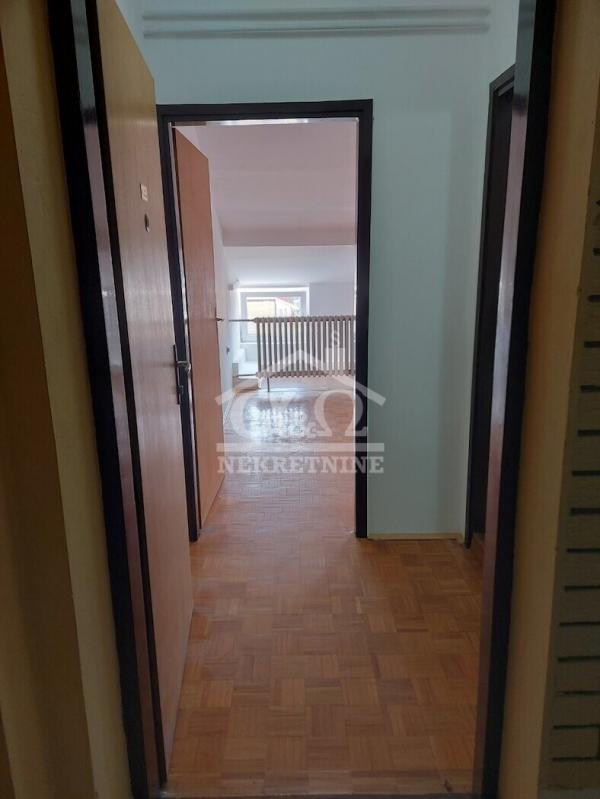 Slika 7 - Prodaja stana, 18m2, Aerodrom Kragujevac