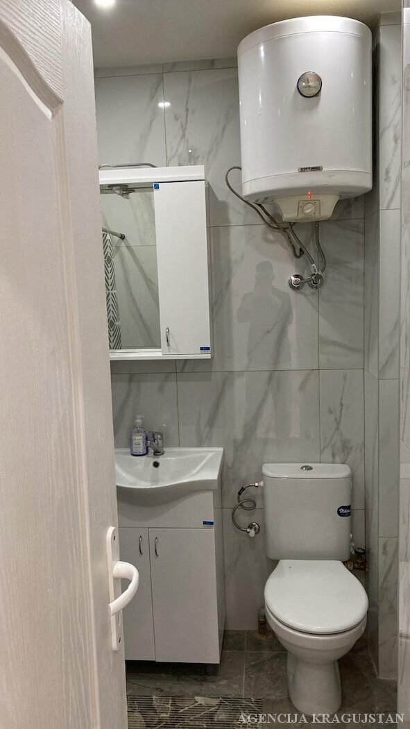 Slika 9 - Jednosoban, 30m2, Bagremar Kragujevac