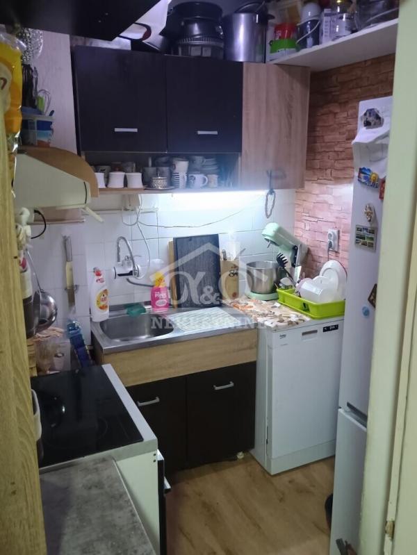 Slika 4 - Jednoiposoban, 35m2, Aerodrom Kragujevac, ima lift