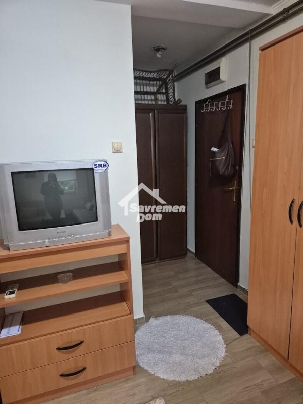 Slika 3 - Prodaja stana, 26m2, Bubanj Kragujevac, sa terasom