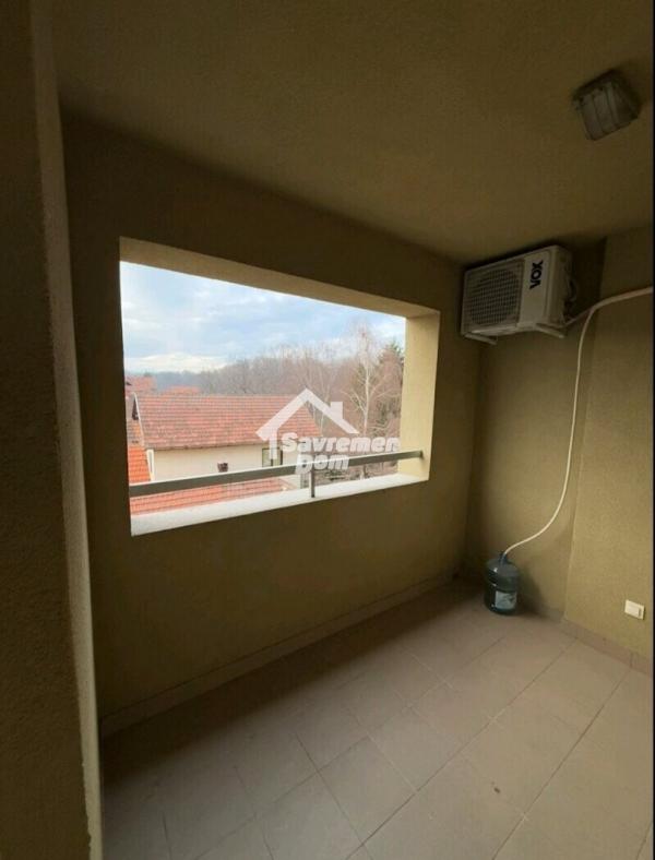 Slika 9 - Trosoban, 63m2, Veliki park Kragujevac, sa terasom, ima lift