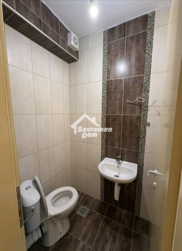 Slika 7 - Trosoban, 63m2, Veliki park Kragujevac, sa terasom, ima lift
