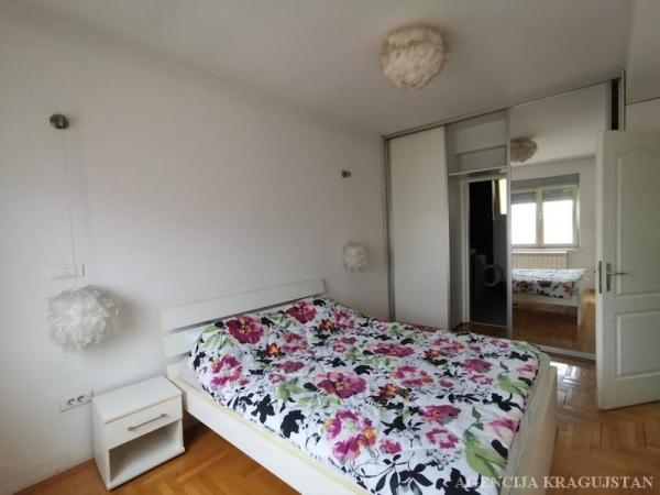 Slika 9 - Dvoiposoban, 70m2, sa terasom, ima lift