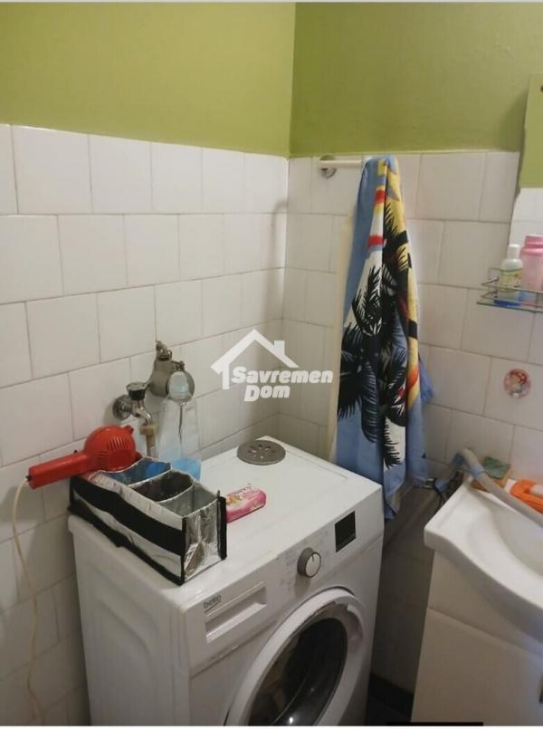 Slika 9 - Dvosoban, 43m2, Erdoglija Kragujevac, sa terasom