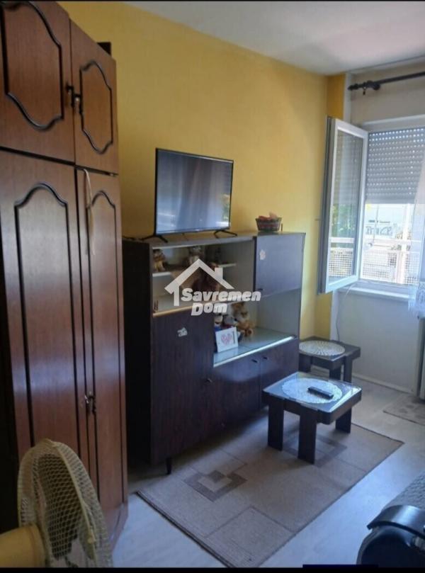 Slika 5 - Dvosoban, 43m2, Erdoglija Kragujevac, sa terasom