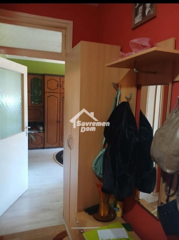 Slika 8 - Dvosoban, 43m2, Erdoglija Kragujevac, sa terasom
