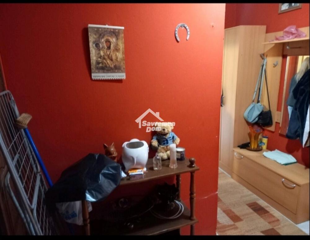 Slika 6 - Dvosoban, 43m2, Erdoglija Kragujevac, sa terasom