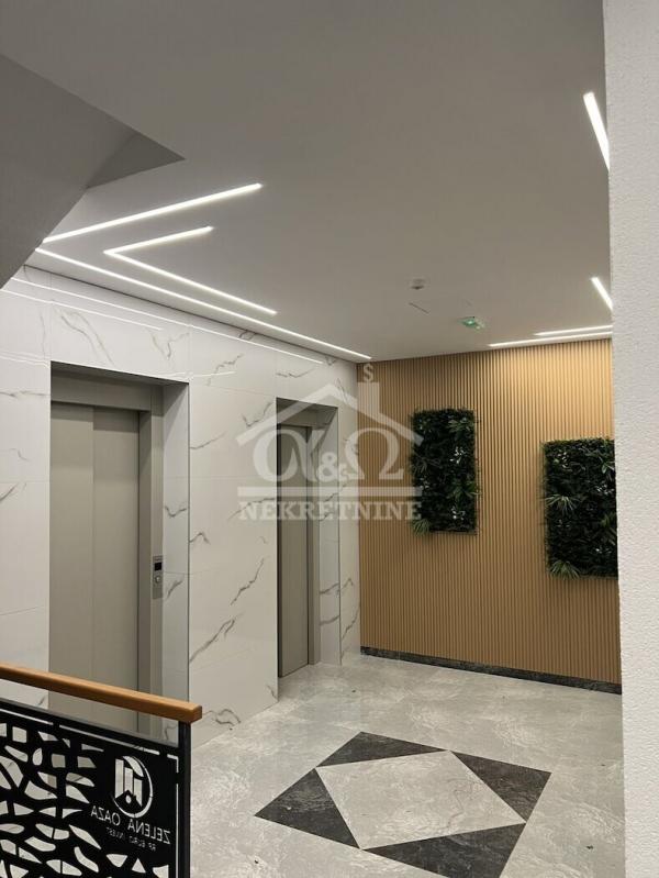 Slika 8 - Jednoiposoban, 55m2, Bubanj Kragujevac, sa terasom, ima lift
