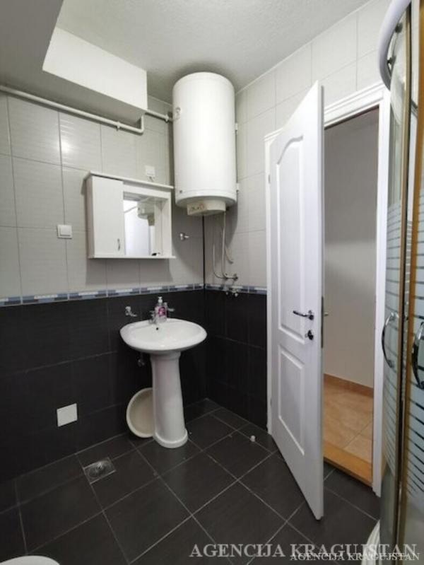 Slika 7 - Dvoiposoban, 71m2, sa terasom, ima lift