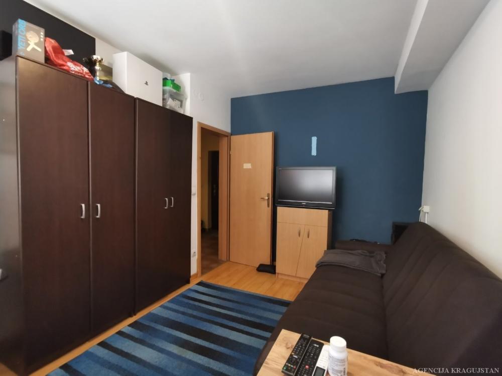 Slika 7 - Dvoiposoban, 61m2, sa terasom