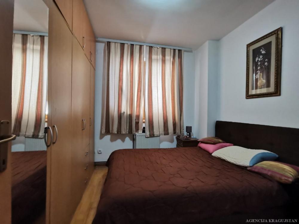 Slika 8 - Dvoiposoban, 61m2, sa terasom