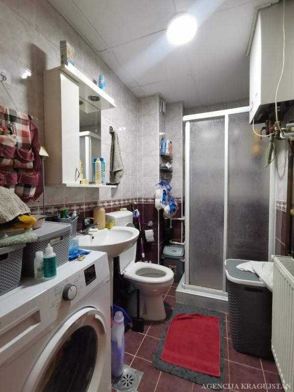 Slika 9 - Dvoiposoban, 61m2, sa terasom