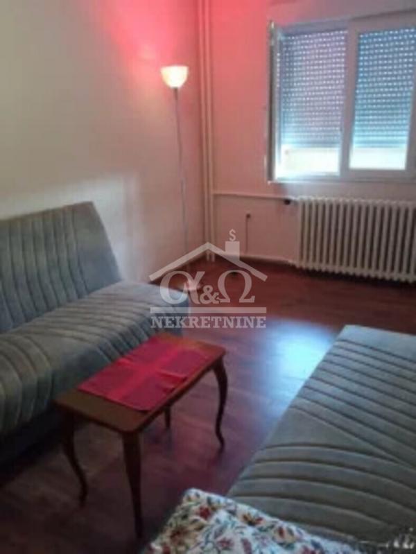 Slika 5 - Jednoiposoban, 42m2, ima lift