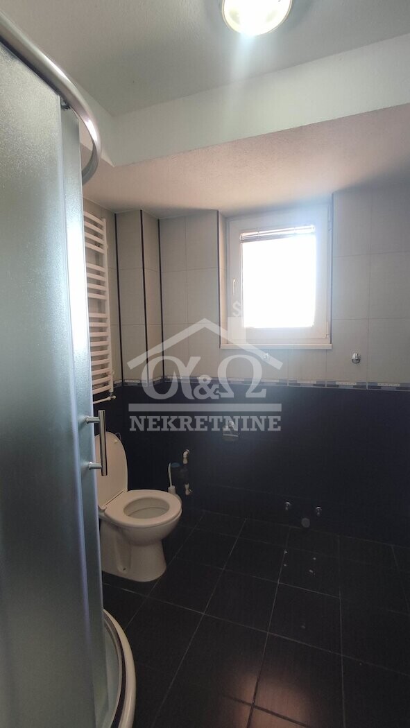 Slika 10 - Dvoiposoban, 71m2, sa terasom, ima lift