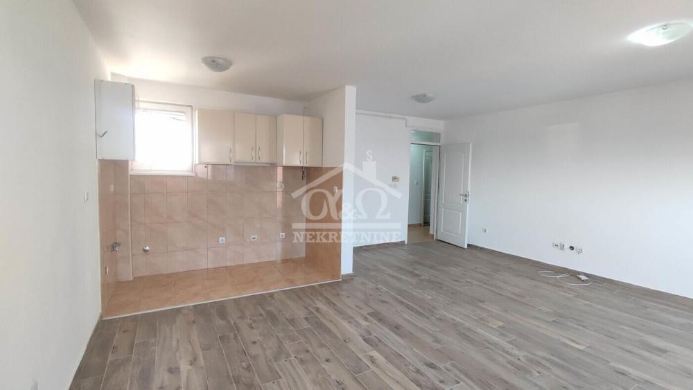Slika 2 - Dvoiposoban, 71m2, sa terasom, ima lift