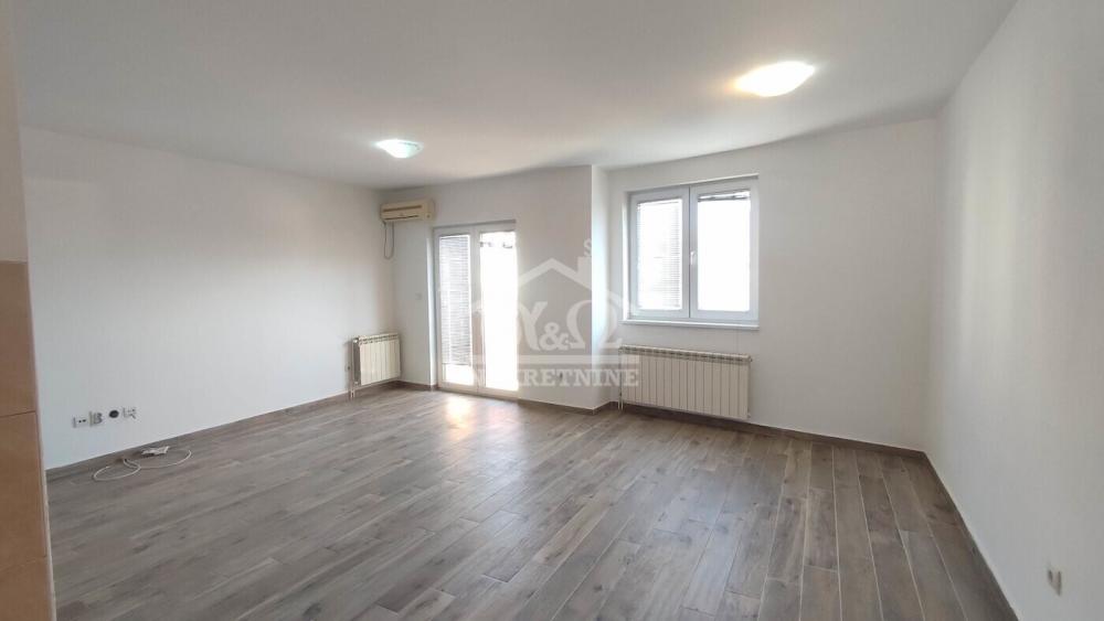 Slika 3 - Dvoiposoban, 71m2, sa terasom, ima lift