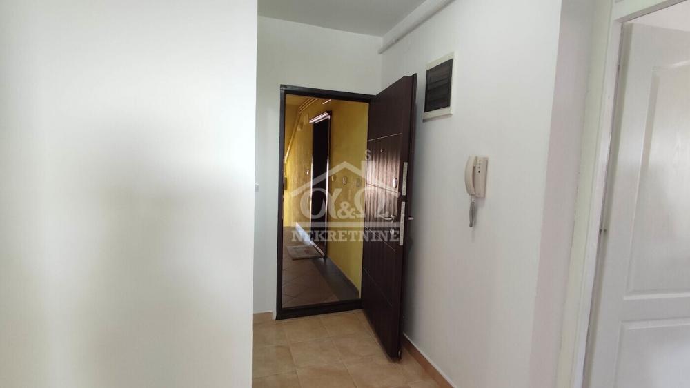 Slika 4 - Dvoiposoban, 71m2, sa terasom, ima lift