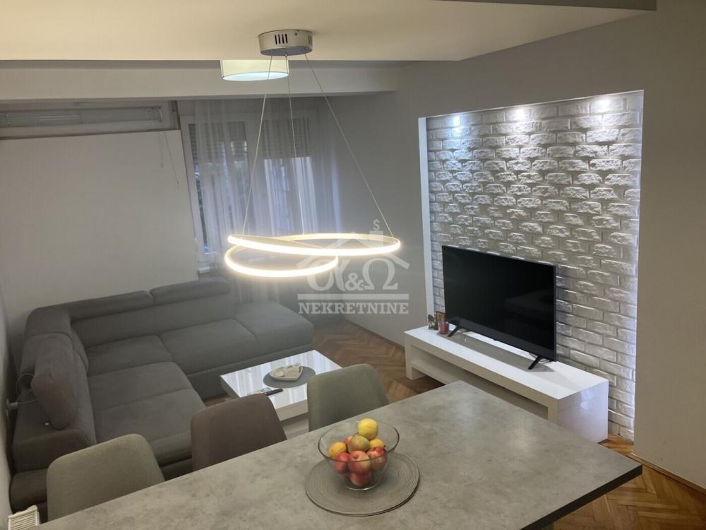 Glavna slika -Dvoiposoban, 52m2, Bubanj Kragujevac