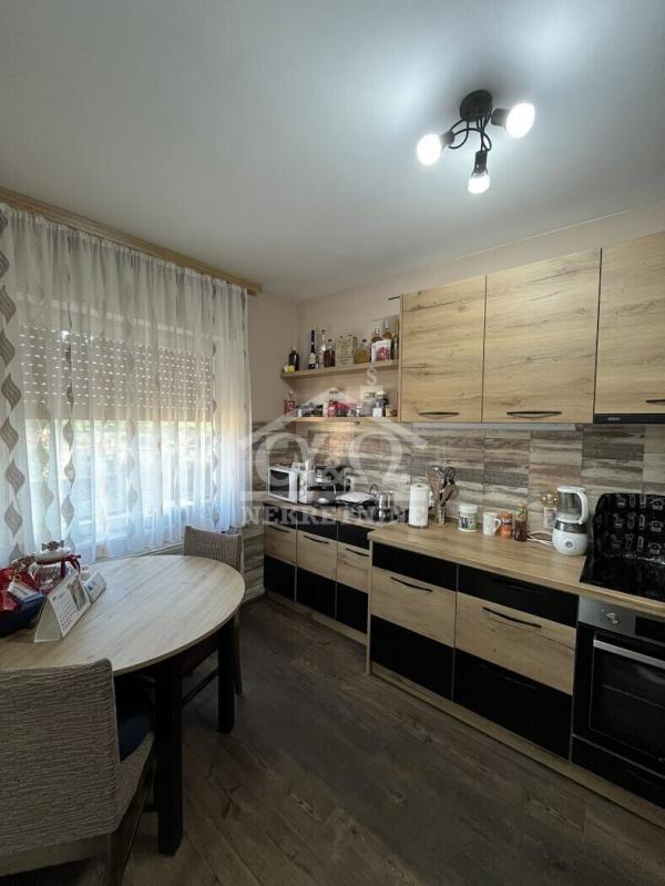 Slika 3 - Trosoban, 73m2, Aerodrom Kragujevac, sa terasom
