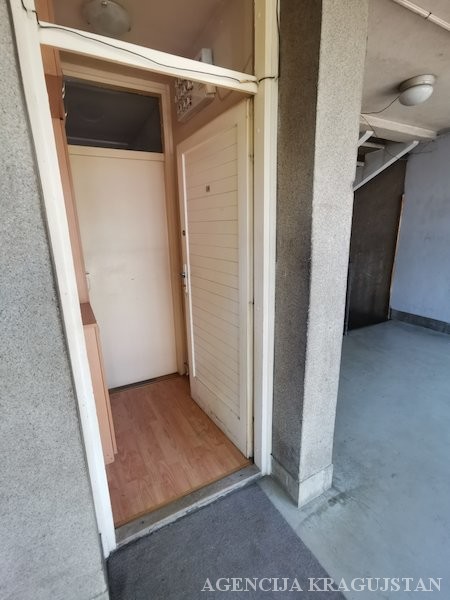 Slika 10 - Dvosoban, 48m2, Bagremar Kragujevac
