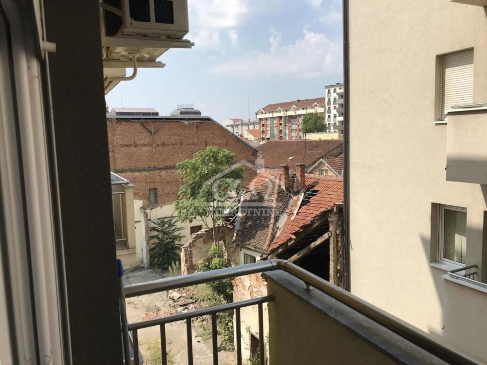 Slika 11 - Prodaja stana, 33m2, sa terasom, ima lift