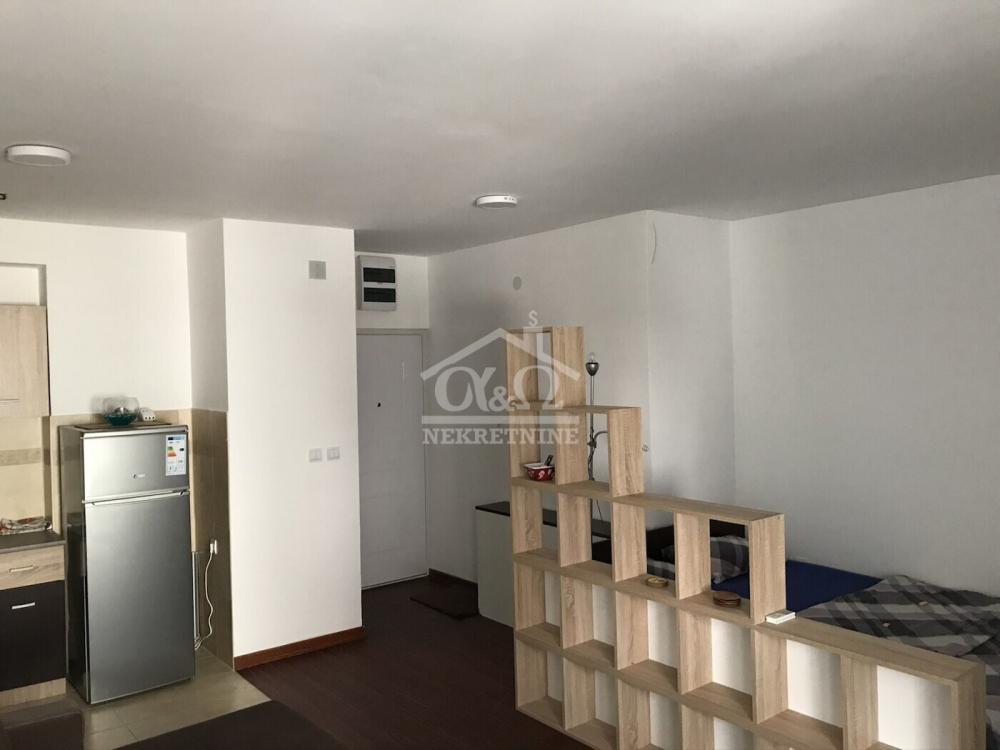 Slika 2 - Prodaja stana, 33m2, sa terasom, ima lift