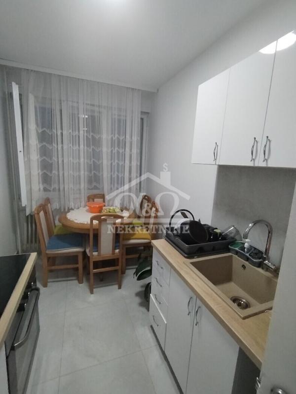 Slika 4 - Dvosoban, 44m2, Erdoglija Kragujevac, sa terasom