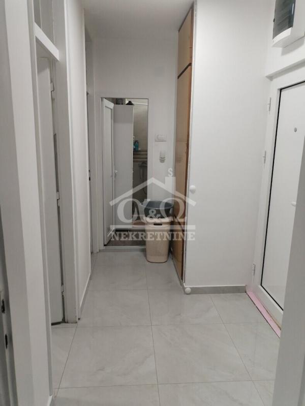 Slika 7 - Dvosoban, 44m2, Erdoglija Kragujevac, sa terasom