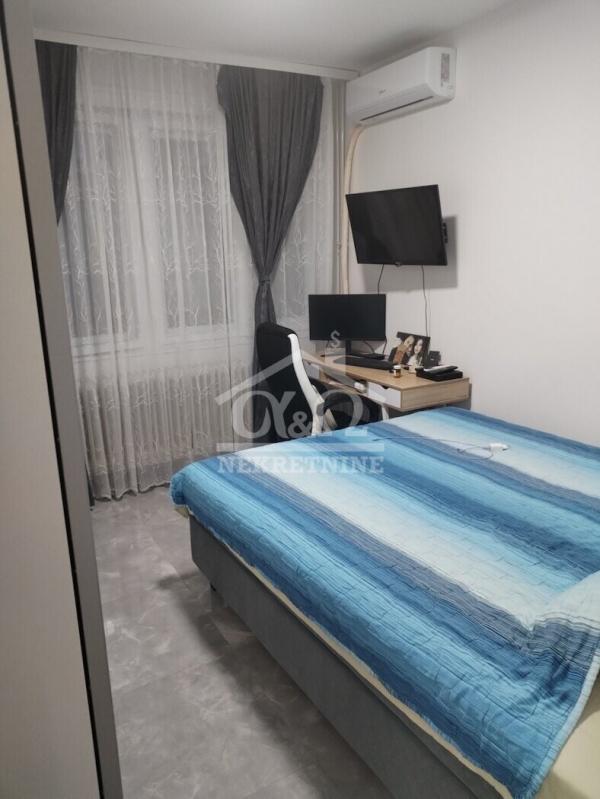 Slika 8 - Dvosoban, 44m2, Erdoglija Kragujevac, sa terasom