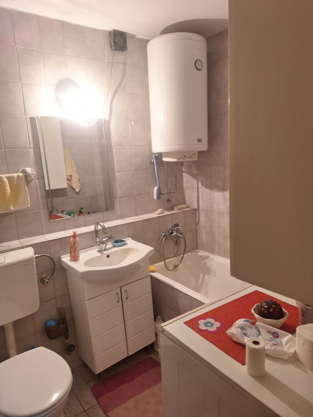 Slika 2 - JEDNOSOBAN STAN 43 mkv u Centru grada