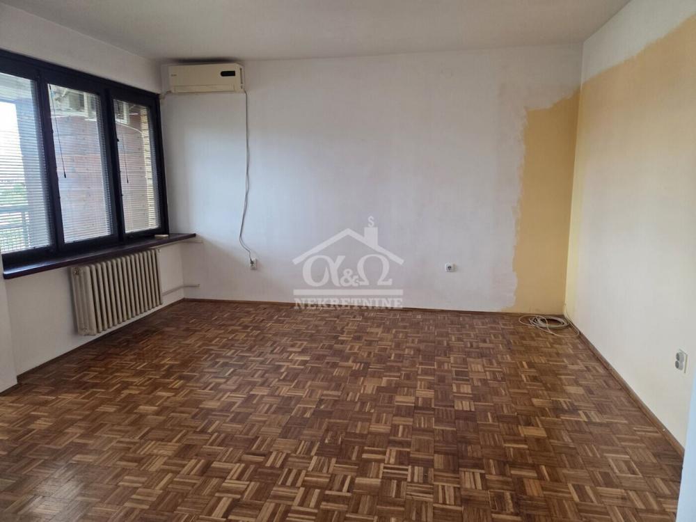 Slika 2 - Jednosoban, 38m2, sa terasom, ima lift