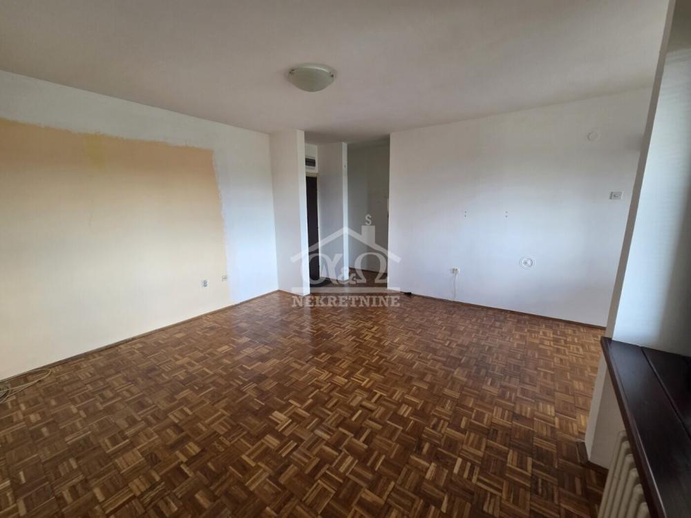 Slika 3 - Jednosoban, 38m2, sa terasom, ima lift