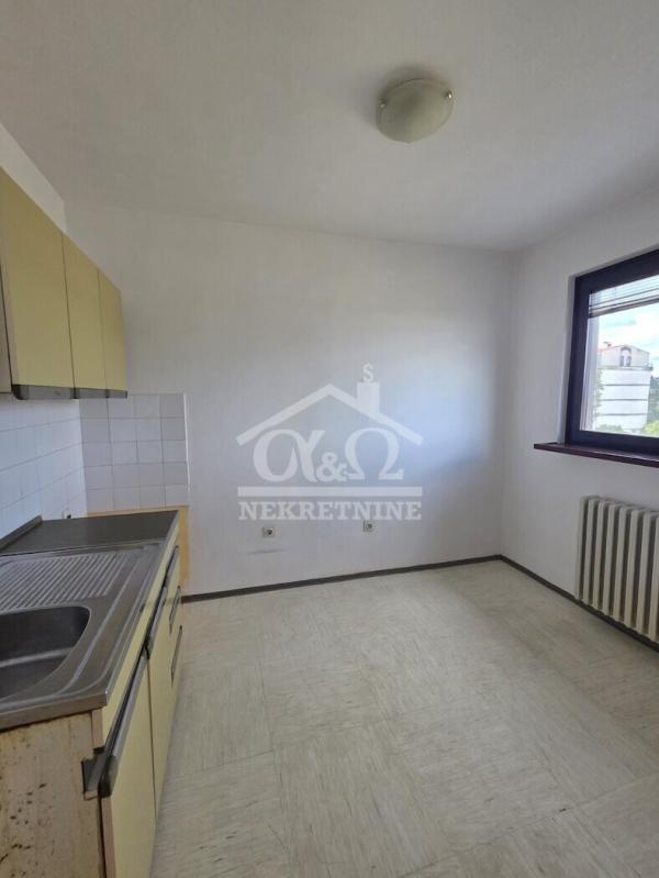Slika 4 - Jednosoban, 38m2, sa terasom, ima lift