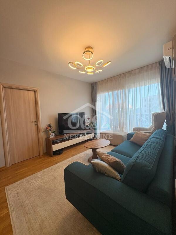 Slika 1 - Troiposoban, 80m2, sa terasom, ima lift