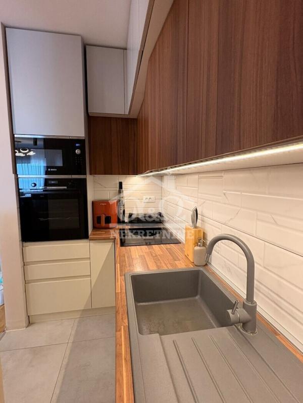 Slika 11 - Troiposoban, 80m2, sa terasom, ima lift