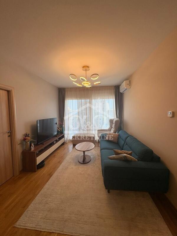 Slika 2 - Troiposoban, 80m2, sa terasom, ima lift