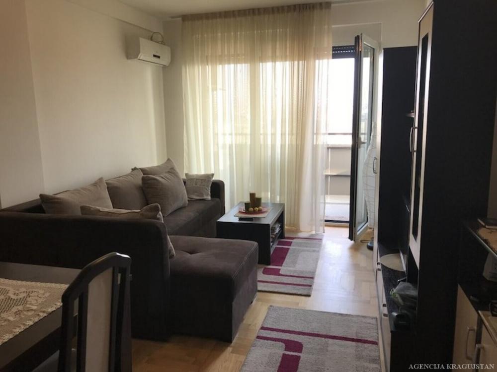 Glavna slika -Jednoiposoban, 45m2, sa terasom, ima lift