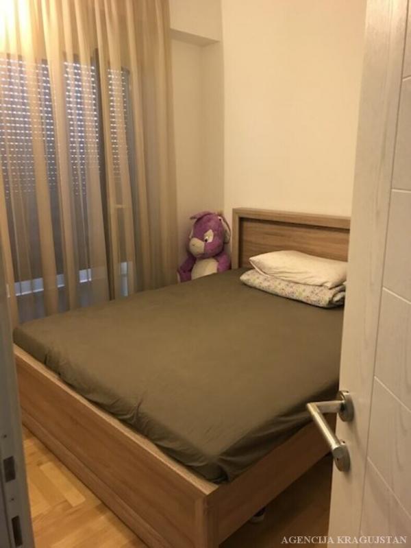 Slika 3 - Jednoiposoban, 45m2, sa terasom, ima lift